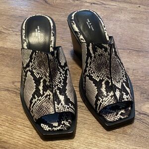 Rag & Bone Santiago Snakeskin Wedge Mules Sandal Womens 39